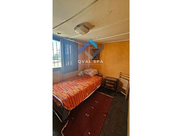 QVAL SPA Permuta o Vende casa Habitacion o Fines comerciales a 20 mt de Alameda y 300 mt Univ. O´Higgins - Acepta Subsidios