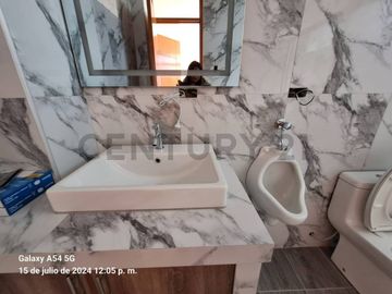 HERMOSA  CASA DE ESTRENO EN VENTA -  URBANIZACION  EL OLIVAR - TACNA