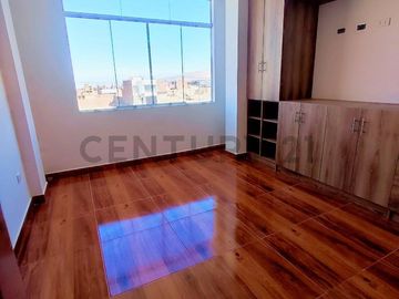 HERMOSA  CASA DE ESTRENO EN VENTA -  URBANIZACION  EL OLIVAR - TACNA