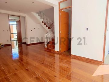 HERMOSA  CASA DE ESTRENO EN VENTA -  URBANIZACION  EL OLIVAR - TACNA