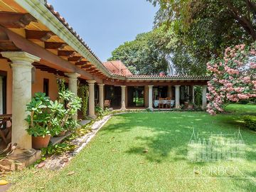 CASA DEL ZAPOTE