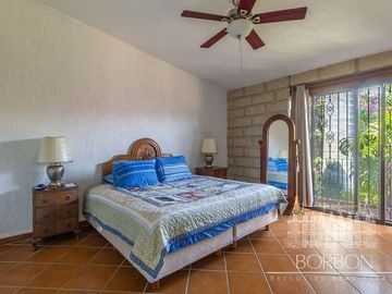 CASA DEL ZAPOTE