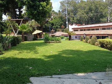 CASA DEL LAUREL