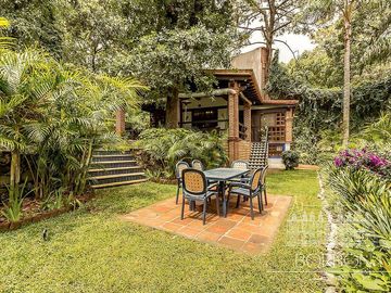 CASA DEL BOSQUE