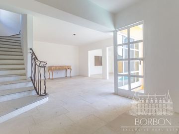 VILLA DON