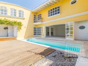 VILLA DON