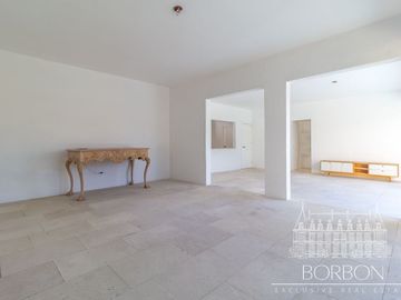 VILLA DON