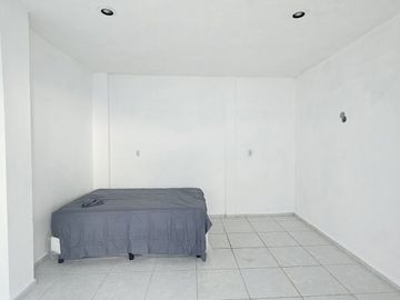 Casa en Venta sobre Avenida Principal – Ciudad Caucel