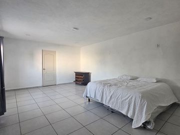 Casa en Venta sobre Avenida Principal – Ciudad Caucel