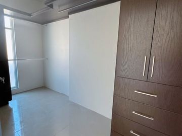 CASA EN VENTA HACIENDA AGUA CALIENTE 4 RECAMARAS