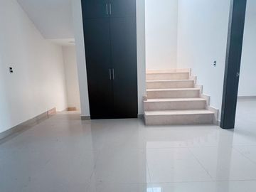 CASA EN VENTA HACIENDA AGUA CALIENTE 4 RECAMARAS