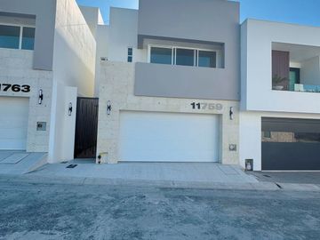 CASA EN VENTA HACIENDA AGUA CALIENTE 4 RECAMARAS