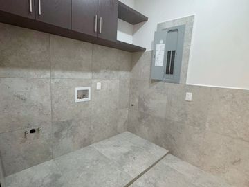 CASA EN VENTA HACIENDA AGUA CALIENTE 4 RECAMARAS