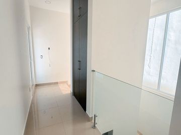 CASA EN VENTA HACIENDA AGUA CALIENTE 4 RECAMARAS