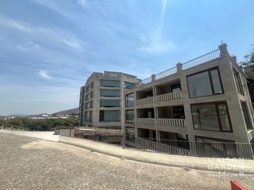 Departamento en Renta en Plaza Antigua II con terraza y espectacular vista