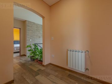 Casa en  alquiler en el Barrio Vistas Puertos Escobar