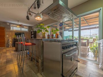 Casa en  alquiler en el Barrio Vistas Puertos Escobar