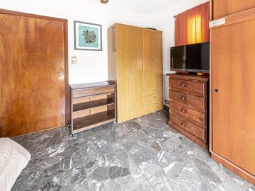 Venta- PH 3 ambientes, patio, terraza, local y cochera cub- Villa Libertad