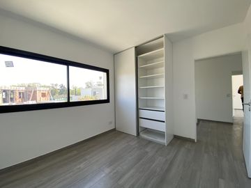 Casa en venta 5 ambientes en Barrio San Pablo, Derqui, Pilar