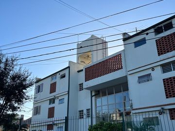 Departamento en Plena Plaza Alem, Diagonal 78, 3581