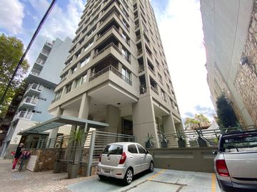 Departamento 4 ambientes con 2 cocheras en venta- Palermo