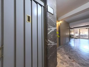 Departamento 5 ambientes en Caballito
