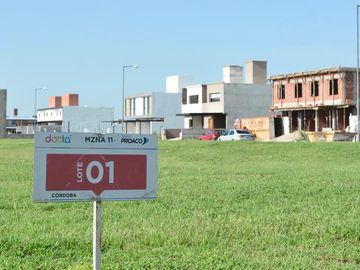 VENTA| LOTE en DOCTA URBANIZACIÓN INTELIGENTE