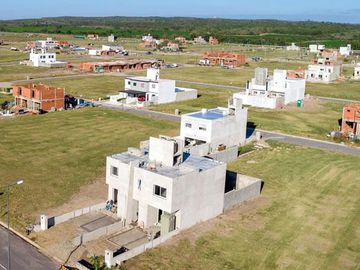 VENTA| LOTE en DOCTA URBANIZACIÓN INTELIGENTE
