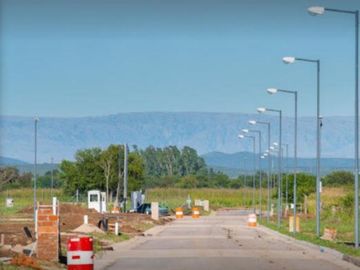 VENTA| LOTE en DOCTA URBANIZACIÓN INTELIGENTE