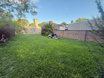 VENTA CHALET 3 DORMITORIOS EN ROLDAN