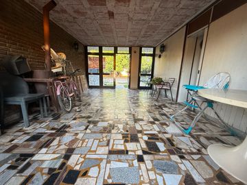 VENTA CHALET 3 DORMITORIOS EN ROLDAN