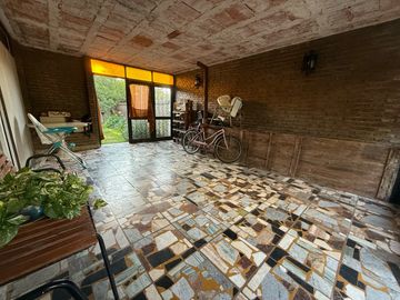 VENTA CHALET 3 DORMITORIOS EN ROLDAN