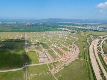 VENTA| LOTE en DOCTA URBANIZACIÓN INTELIGENTE
