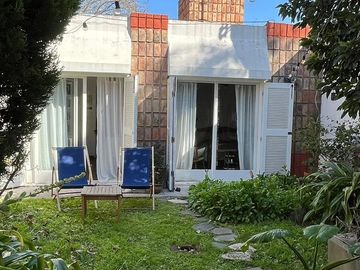 Departamento tres ambientes al frente en P. H