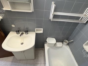 Venta Departamento en Balvanera, monoambiente, bajas expensas apto