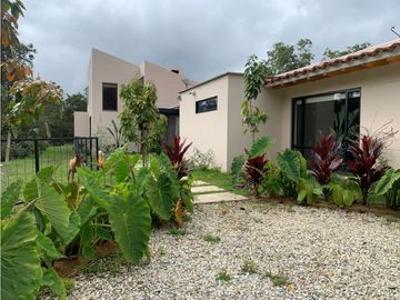 Venta de Hermosa Casa en El Retiro Sector Los Salados Naturaleza