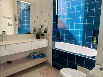 Venta de Hermosa Casa en El Retiro Sector Los Salados Naturaleza