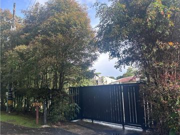 Venta de Hermosa Casa en El Retiro Sector Los Salados Naturaleza