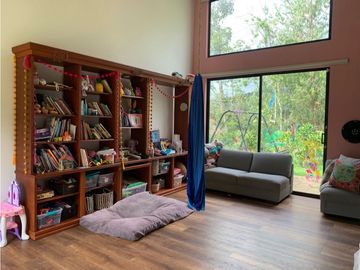 Venta de Hermosa Casa en El Retiro Sector Los Salados Naturaleza