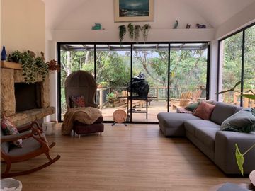 Venta de Hermosa Casa en El Retiro Sector Los Salados Naturaleza