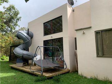 Venta de Hermosa Casa en El Retiro Sector Los Salados Naturaleza