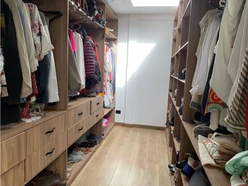 Venta de Hermosa Casa en El Retiro Sector Los Salados Naturaleza