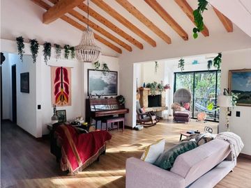 Venta de Hermosa Casa en El Retiro Sector Los Salados Naturaleza