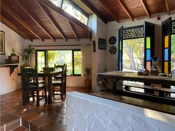 Casa Finca en San Félix cerca de Medellín y San Pedro de los Milagros