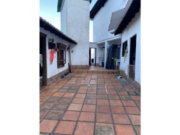 Casa Finca en San Félix cerca de Medellín y San Pedro de los Milagros
