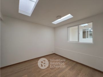 Casa en arriendo, barrio La Camelia, Manizales