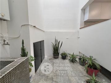 Casa en arriendo, barrio La Camelia, Manizales