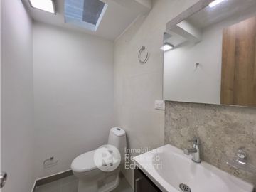Casa en arriendo, barrio La Camelia, Manizales