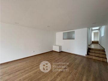 Casa en arriendo, barrio La Camelia, Manizales