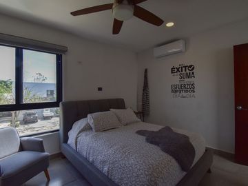 Casa de 4 Rec. Amueblada en Privada Palta en Cholul, Mérida Yucatán.